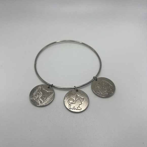 Silver Toned Cat & Dog Charm Bangle - Picture 1 of 5